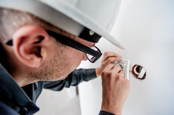 Comment installer l'électricité dans un mobil-home ?