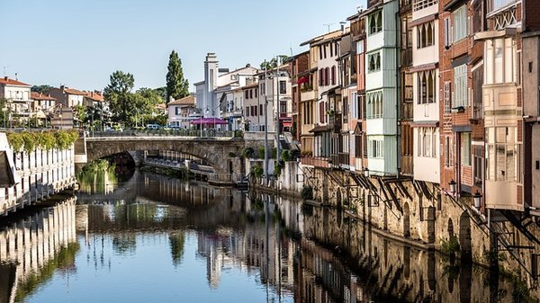 Votre guide complet pour choisir le meilleur camping 4 étoiles dans le Tarn