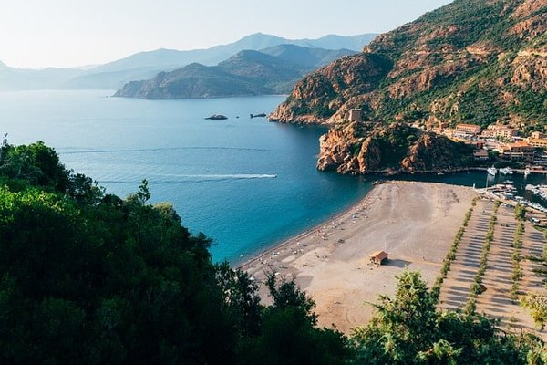 Votre Guide Ultime pour la Location de Mobil Home en Corse : Conseils et Destinations de Rêve